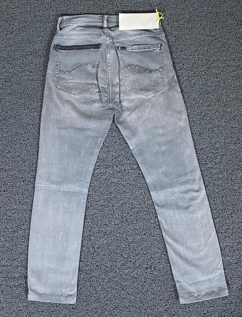 Casual Jeans